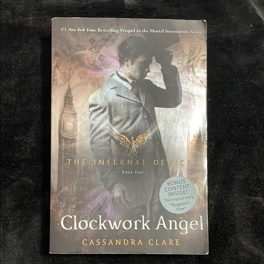 Clockwork Angel by Cassandra Clare